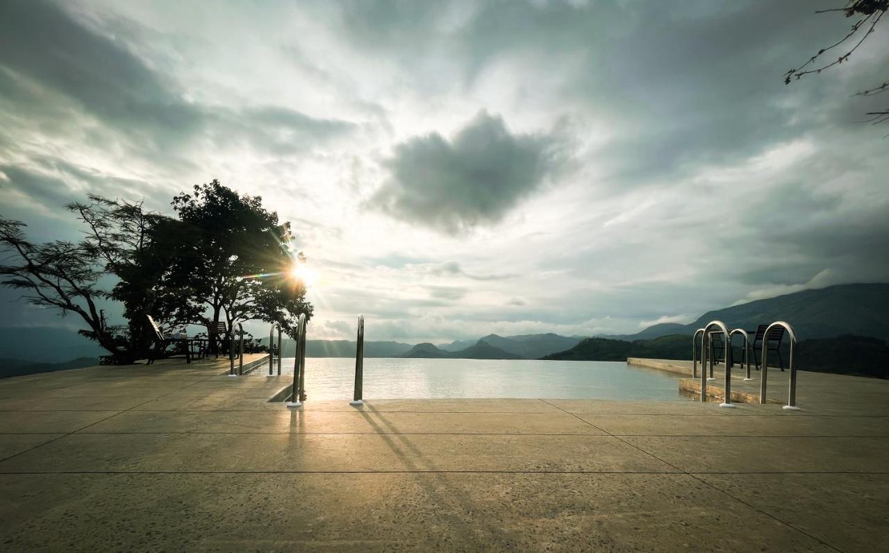 Haze And Kites Resort Munnar Dış mekan fotoğraf